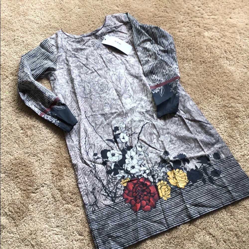G-Woman dress
